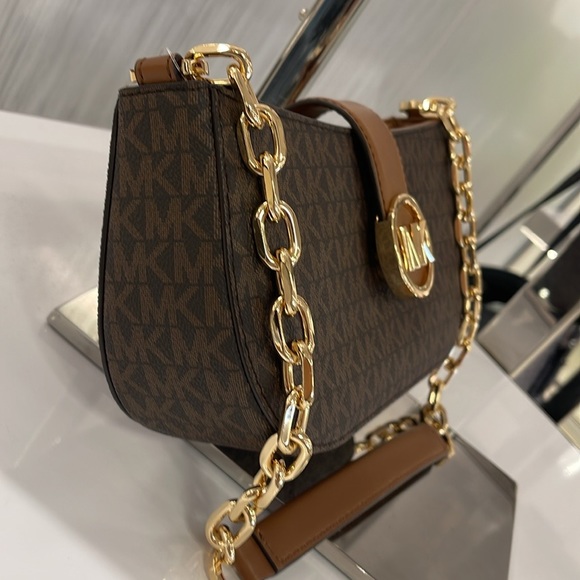 MICHAEL KORS
Carmen Small Shoulder Pochette Bag
Brown Signature 
NWT - Picture 15 of 16